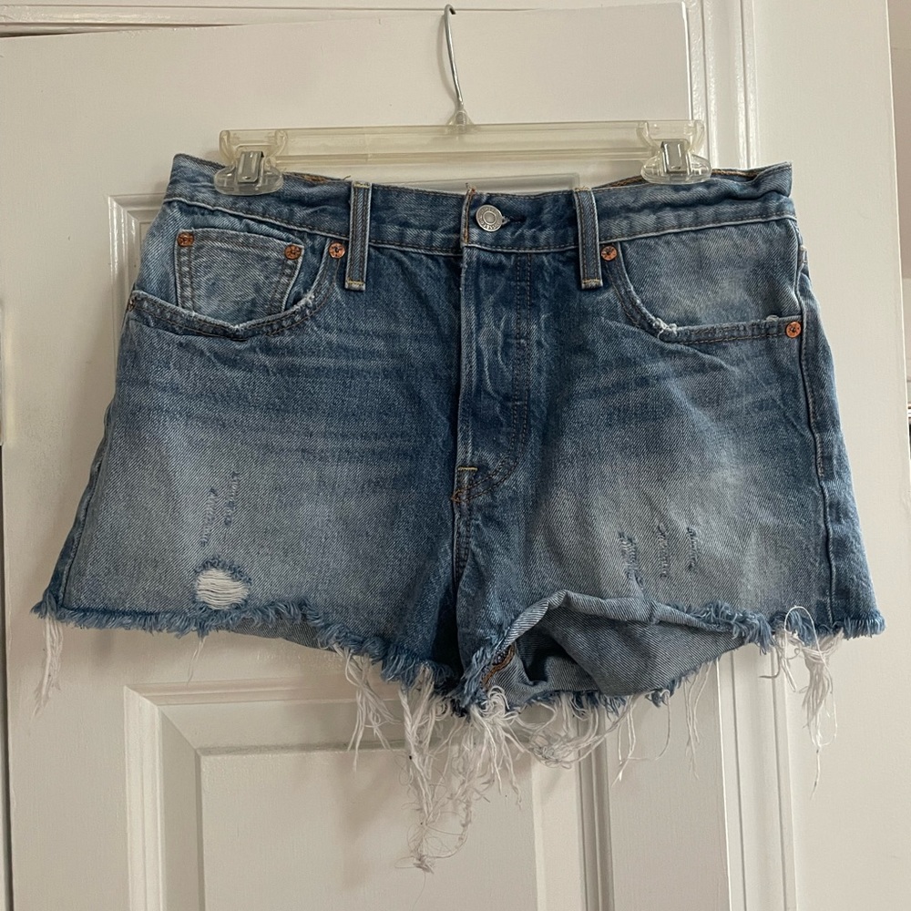 Levi’s denim cutoffs